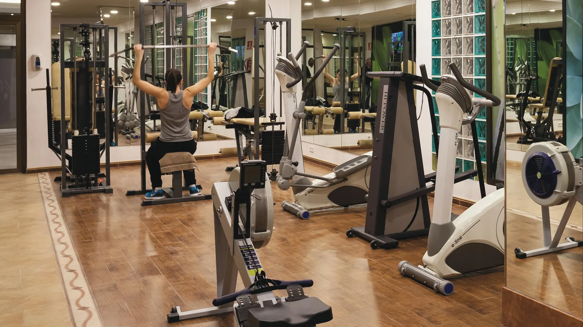 Hotel Riu Monica - Adults Only Nerja 4*,
